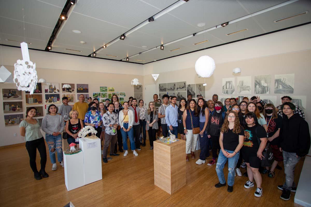  CHC Art Students in Gallery